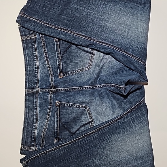Lane Bryant 18 Short Bootcut Jeans Tighter Tummy Technology Whiskering Denim - Picture 4 of 12